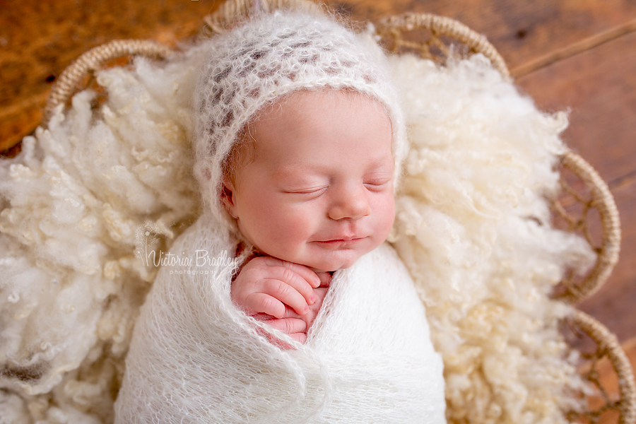 smiling newborn photography 