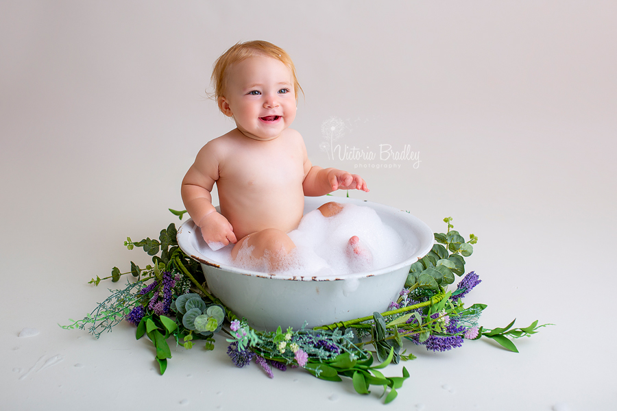 baby girl cake smash floral set, splash tub