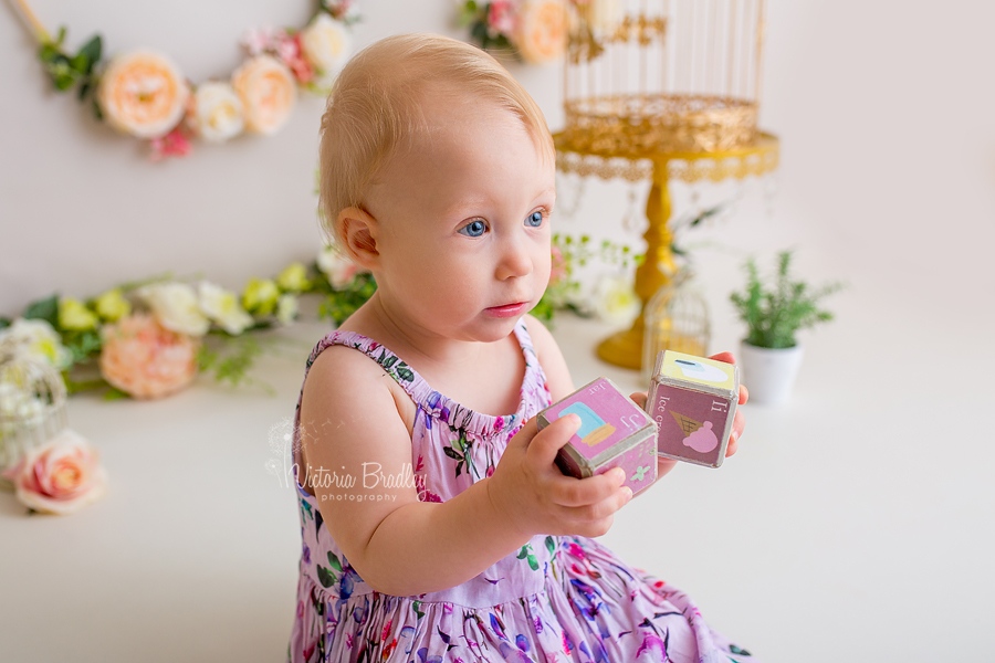 floral baby cake smash