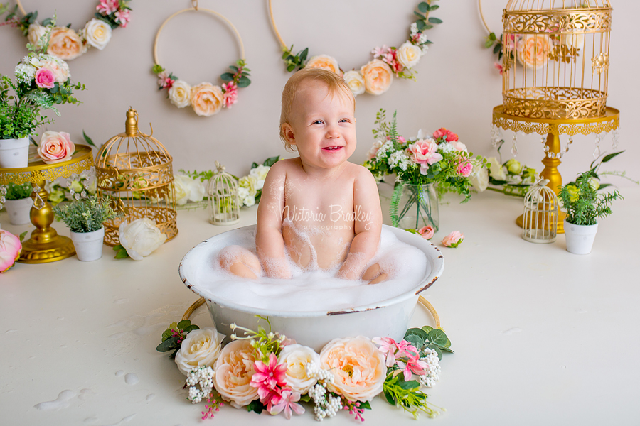 floral baby cake smash bath time