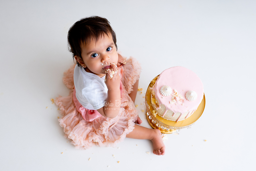 baby girl vintage cake smash nottinghamshire