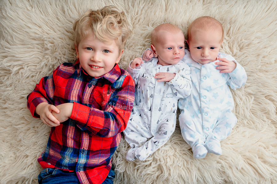 newborn baby twins boys, sibling photography