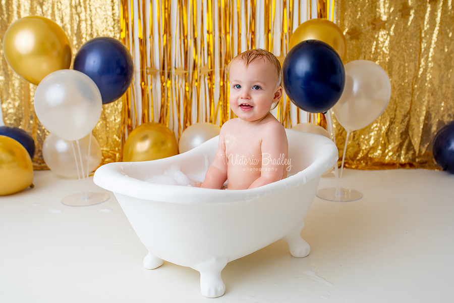 baby boy cake smash gold and navy