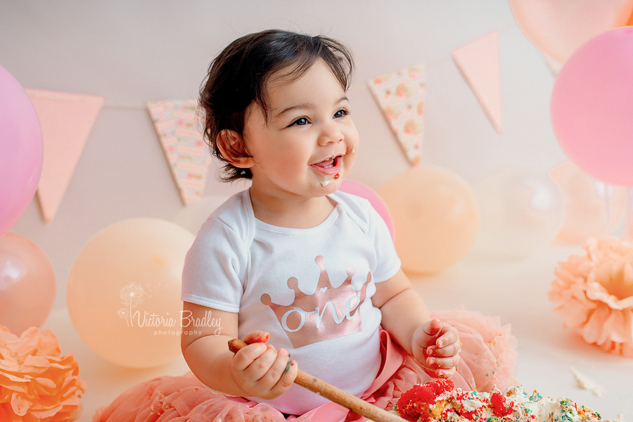 cake smash 1 year old photography