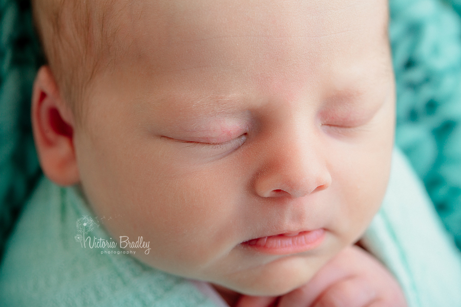 macros shot of newborn baby