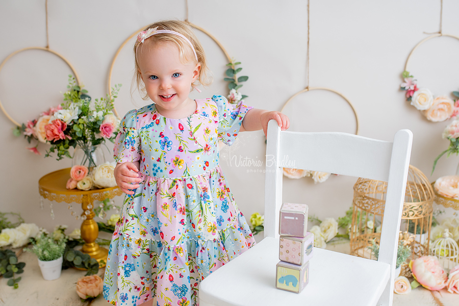 floral hoops toddler photography