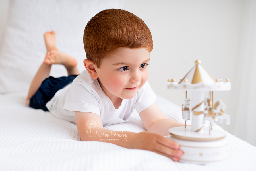 sibling and baby white photography 