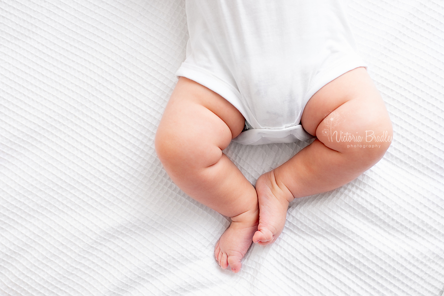 chunky baby legs photography