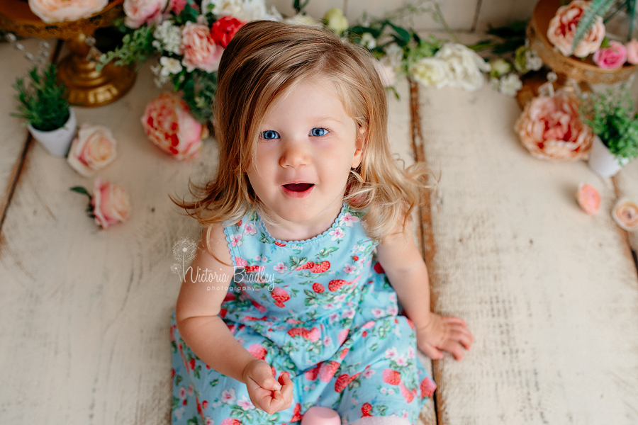 floral hoops back drop toddler photograph