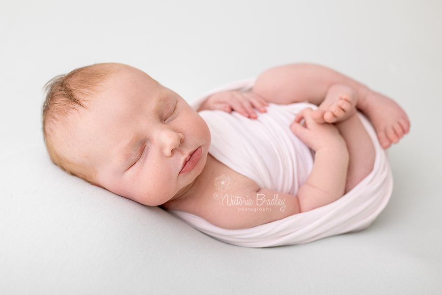 egg wrap newborn baby girl