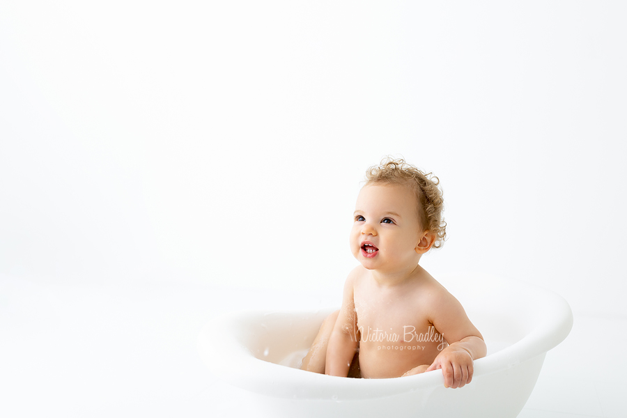 baby in bath