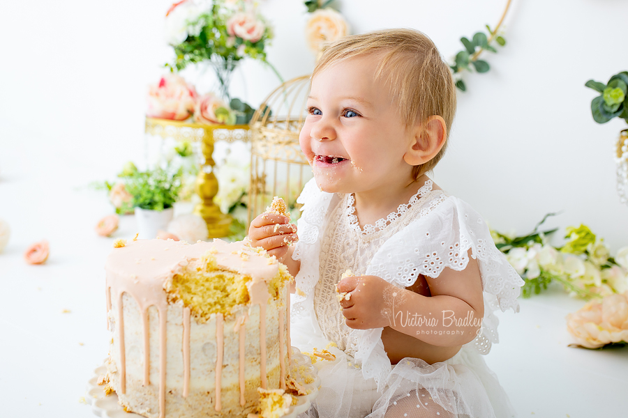 floral cake smash baby girl