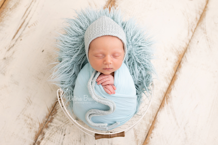 wrapped newborn photography in blue
