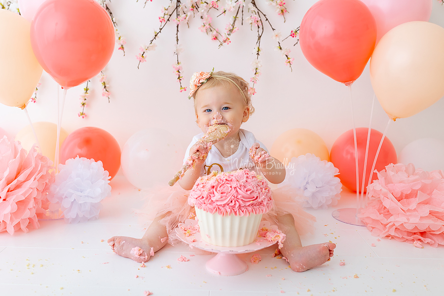 pink blossom cake smash