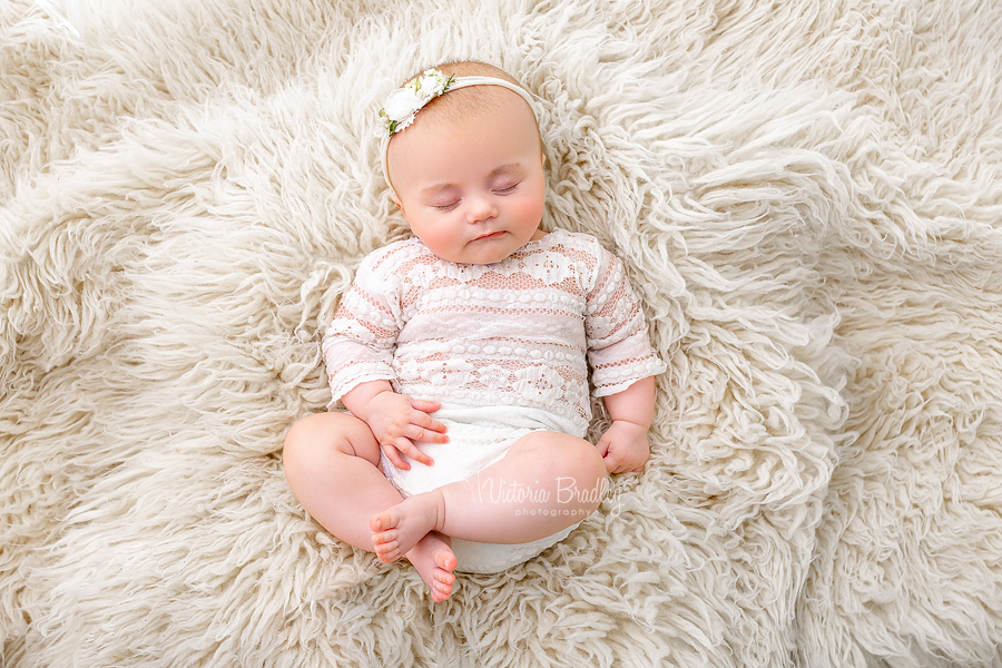 sleepy 4 month old photography