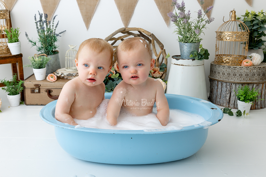 rustic cake smash twins