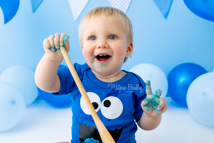 1 year old cake smash blues