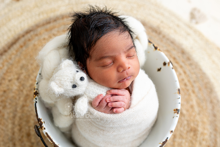 10 day old baby J, baby in bucket