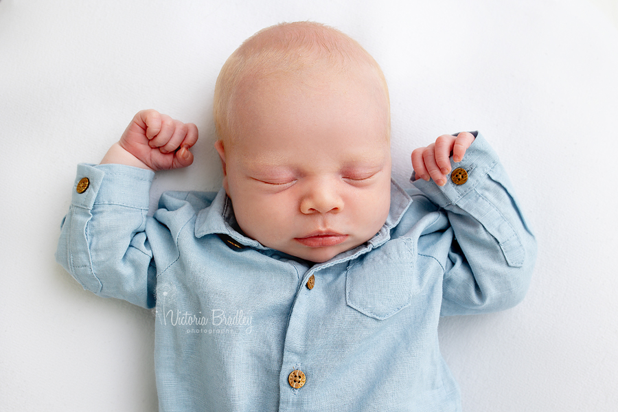 2-week-old newborn photography