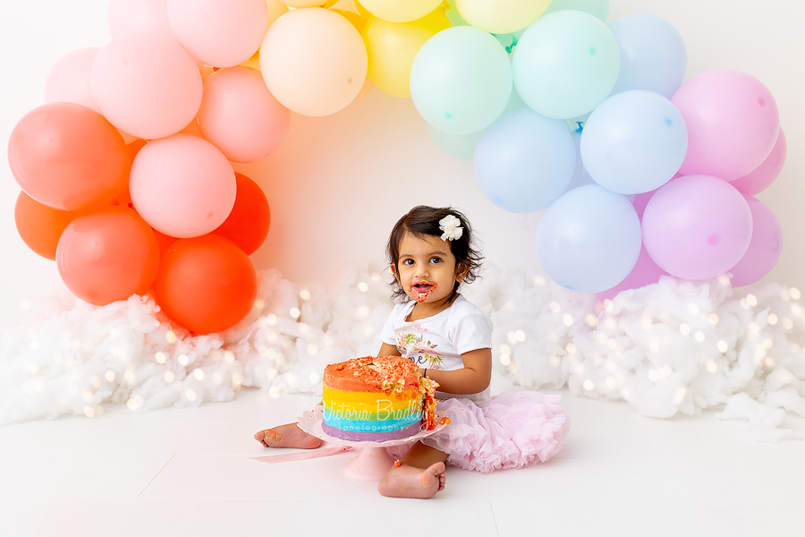 Rainbow cake smash