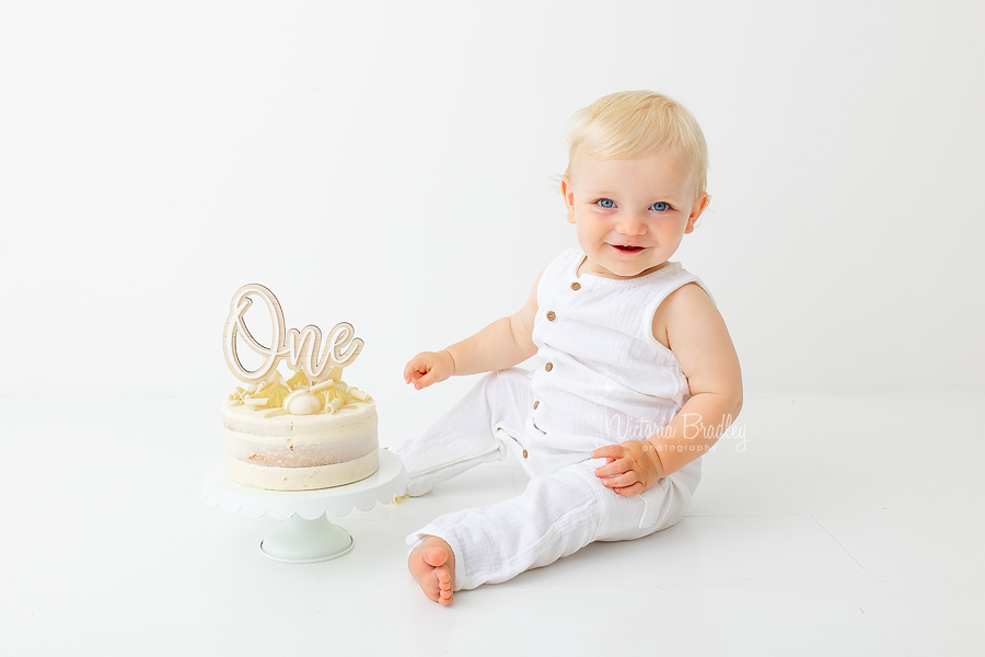 Pure White Cake Smash