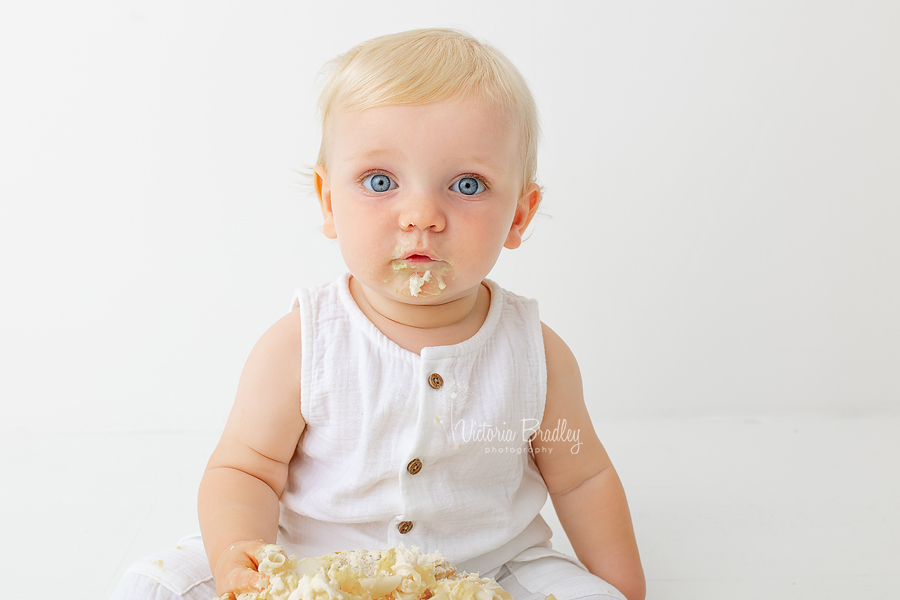 Pure White Cake Smash
